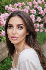 Nick Pichaiwongse's Instagram, Twitter & Facebook