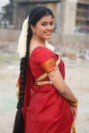 South Indian Woman With Long Braid And Fresh Jasmines In Her Hair Long Hair Styles Long Hair Women Long Hair Girl