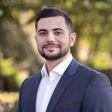 I am thrilled to announce that I have been offered a return offer to work  part-time at BlackRock while continuing my undergraduate studies full-time. 