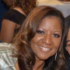 Loretta Marotta's Instagram, Twitter & Facebook