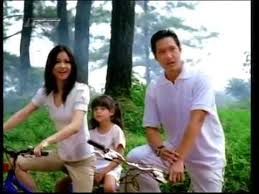 Dalam iklan tersebut, noor parida tampak berada di sebuah pasar terapung di kalimantan. Rcti Oke Station Id Versi Sepeda 2009 2010 Youtube