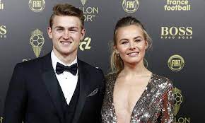 Matthijs de Ligt set for long Juventus stay as girlfriend's father says  they're 'in love' with Turin | Daily Mail Online