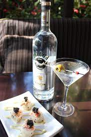 Windows Lounge Los Angeles Bar Lounge Four Seasons Beluga Vodka Vodka Sushi Rolls
