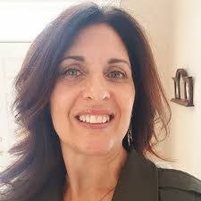 Ruth Simonson's Instagram, Twitter & Facebook