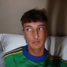 Stream Callum Curry music