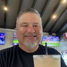 MARTUCCI & ASSOCIATES