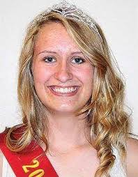 Nicole Cray's Instagram, Twitter & Facebook