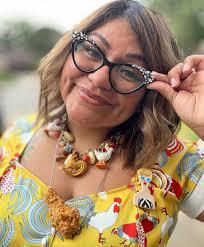 Classic cat eye frames, but with a little bit of spice ✨ Get yours here:  https://bit.ly/46UC9s3 📸: Shiny C.