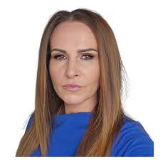 Performing my song white feather falls that I wrote with my friend Stuart  Moreton LIVE at Northampton Billing Aquadrome. To hear everyone singing the  words back to me when I sing this