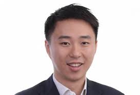 Larry Seng's Instagram, Twitter & Facebook