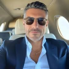 👤 (𝟭) 𝗖𝗼𝗺𝗲𝗰̧𝗼𝘂 𝗮 𝘀𝗲𝗴𝘂𝗶𝗿 𝘃𝗼𝗰𝗲̂ 🟢 𝗢𝗻𝗹𝗶𝗻𝗲 Oiii Tudo  bem com você? 🥰 by