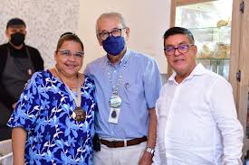 FELIZ DÍA A LOS MAESTROS QUE CONSTRUYEN CULTURA Y CIUDAD