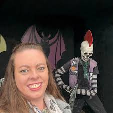 Looking for recommendations for a 4 year old birthday entertainer. Ideally  a one stop shop that does everything (music/games etc) for an hour or two.  Catering not required Thanks