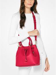 Michael kors outlet nike huarache trainers under armour shoes cheap jordans nike blazer low. Michael Michael Kors Sac Seau Blakely En Cuir Rose Profond Soldes Sacs A Main Michael Kors Iziva Com Bucket Bag Cheap Summer Outfits Blue Leather Handbag