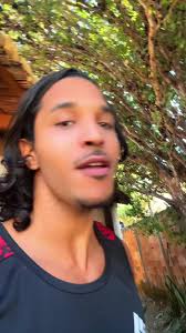 Toca #luizasonzaoficial aí?#tiktoklive #livehighlights