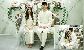 For malaysians marrying foreigners, you must head to the one in putrajaya. Malaysian Princess Marries Dutchman In Lavish Ceremony Daily Mail Online