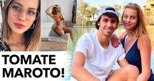 Margarida corceiro em produção fotográfica para o especial caras moda#margaridacorceiro #makingof #photosession #carasmoda. Tomate Maroto Aparece No Instagram Da Margarida Corceiro Namorada Do Joao Felix Ainanas Com