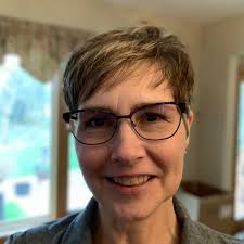 My husband just told me has four days off for Labor Day. I was thinking  maybe we do a trip to Disney. Is this even plausible before I start looking  into it?