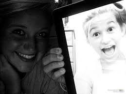 Anna Lassiter's Instagram, Twitter & Facebook