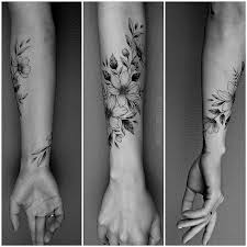 Forearm Tattoo Women In 2020 Forearm Tattoo Women Outer Forearm Tattoo Tattoos For Women Flowers