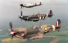 Il a imaginé extraire l'hydrogène de l'eau, par une application inverse de l'électrolyse, consommant moins d'1/2 ampère. Les Moteurs Aiment Etre Dopes A L Eau Ou A L Hydrogene Le Devoir