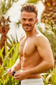 Juan bernat velasco wurde am 1.3.1993 in spanien geboren! Https Www Promiflash De News 2019 07 31 Dani Katzenberger Sieht Durch Faceapp Aus Wie Ihr Bruder Html 2019 07 31t23 49 00 02 00 Https Content4 Promiflash De Article Images Gallery2048 Daniela Katzenberger In Maennlicher Faceapp Version Jpg