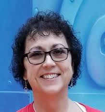 Christine Santangelo's Instagram, Twitter & Facebook