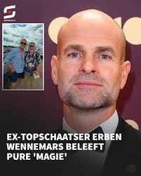 Als lelijk zijn pijn zou doen, zou hij de hele dag aan de morfine zitten."  😂