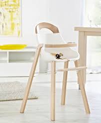 6 Desain Kursi Untuk Bayi Dan Balita Fabelio Maka dari itu model kursi makan dari kayu jati paling sering digunakan oleh orang banyak. 6 desain kursi untuk bayi dan balita