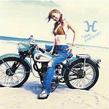 アラサーがマジで驚く事実 安室の名曲も宇多田のデビュー曲も16歳から見ると カフェレーサーの女の子 浜崎あゆみ ワンピース チョッパーのイラスト画像