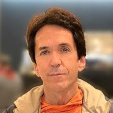 Amazon.com: Un día más: Una esperanzadora historia sobre las oportunidades  de la vida (Biblioteca Mitch Albom) (Spanish Edition) eBook : Albom, Mitch:  Kindle Store