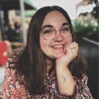 Amanda Longley's Instagram, Twitter & Facebook