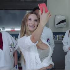 Her birthday, what she did before fame, her family life, fun trivia facts, popularity rankings, and more. Fammetta Cicogna E Apparsa In Doc Nei Panni Di Vittoria L Influencer