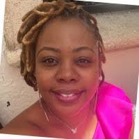 Amanda Lashay's Instagram, Twitter & Facebook