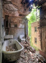 North Brother Island Nurses Hospital Abandoned Buildings New Homes Abandoned Places