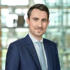 🎓✨ 16 reasons to celebrate! Congratulations to 16 of our auditors who have  just become Réviseurs d'entreprises! Beyond the number, this performance  reflects not only their dedication and hard…