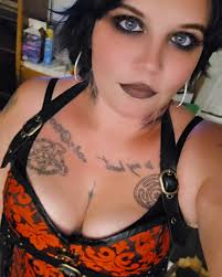 Haley Long (@haleyyyboo95) • Instagram photos and videos