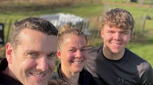 Fundraiser by Alice Brown : Alice and Sammi take