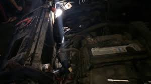 Pembersih sistem penyejukan berasaskan asid adalah yang terbaik untuk mengeluarkan deposit limau dan kalsium.bersihkan bahagian luar radiator dengan udara termampat atau air bertekanan tinggi. Cara Bersihkan Radiator Dan Bleeding Peugeot 306 By Kamil Motor