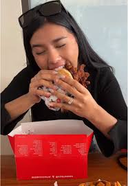 Howlin Rays Matt Fries