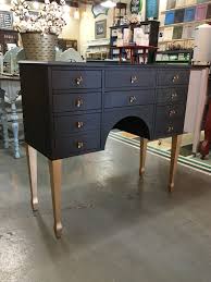 Stately Little Dressing Table Painted With Chalk Paint By Annie Sloan In Graphite And Sealed With Bla Refurbished Furniture Repurposed Furniture Diy Furniture