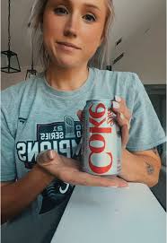 Exploring My Diet Coke Addiction and Convenience
