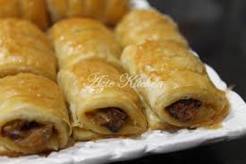 Resepi sardin roll yang rangup dan tidak lemau bahan untuk kulit 3 cawan tepung gandum 1 sudu makan tepung. Alahai Sardin Roll Ke Sardin Puff Nih Azie Kitchen