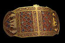 Little did the inhabitants of britain know, large numbers of invading ships from overseas would soon arrive on british shores to change britain forever. Sutton Hoo Wikipedia