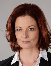 FÜR FRIEDEN & SOLIDARITÄT Erinnerungen an das Musiker-Ehepaar Gertrud und Leonard  Kohl um das Jahr 1960 herum