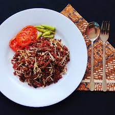 Nasgor Merah Klotok Makanan Jeruk Purut Nasi Merah
