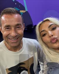 The Queen of Selfies @kimkardashian and me