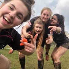 Ella Cook (@ellalcook)