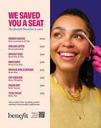 Mollie Hadley's Instagram, Twitter & Facebook