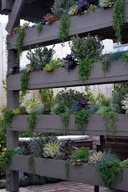 Brise Vue Terrasse 20 Geschmacksrichtungen Plus D Intimite Haus Dekoration Vertical Garden Diy Vertical Garden Design Succulent Wall Garden